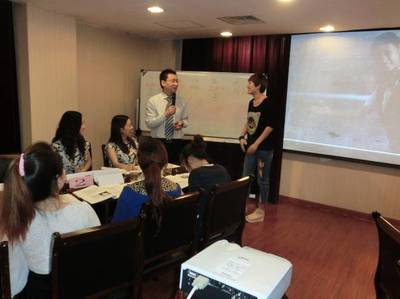 培訓(xùn)課堂互動(dòng)形式在成人培訓(xùn)服務(wù)中的創(chuàng)新與實(shí)踐